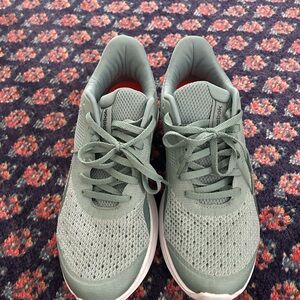 Reebok Women's Green Athletic Shoes